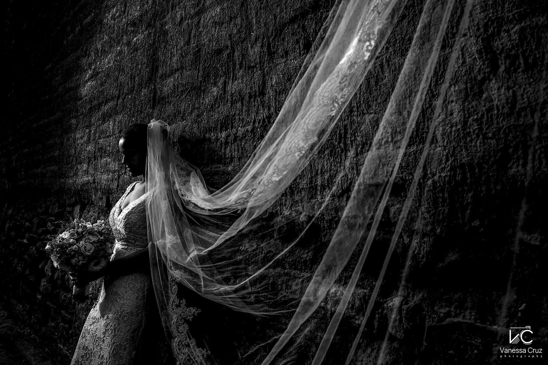 Creative black and white bride portrait Chiapa de Corzo Chiapas, Mexico 