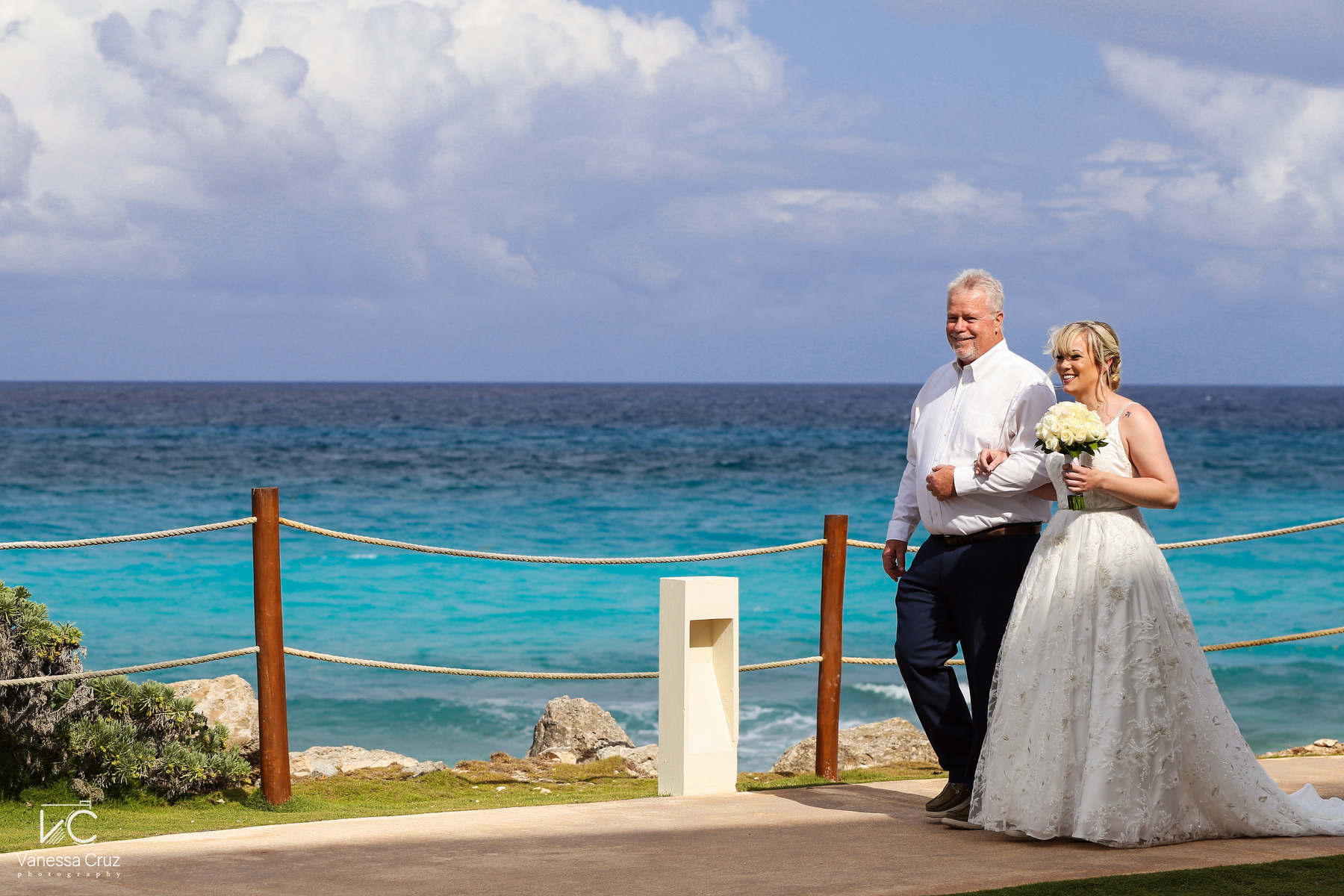 father and bride Mexico destination wedding hyatt ziva Cancun