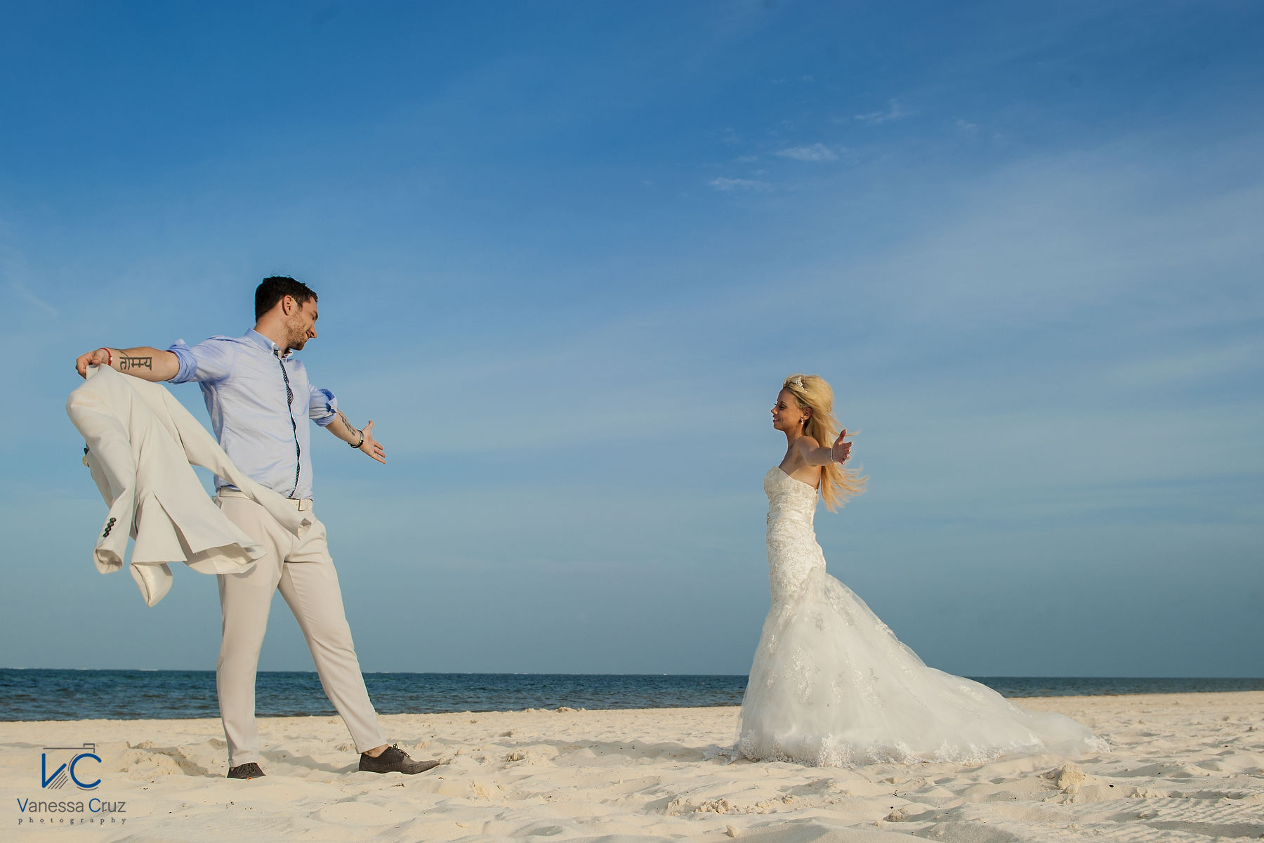 Bride and Groom Wedding session Moon Palace Cancun Mexico